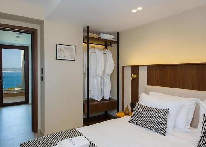 Almi-cove Hilltop Villa *