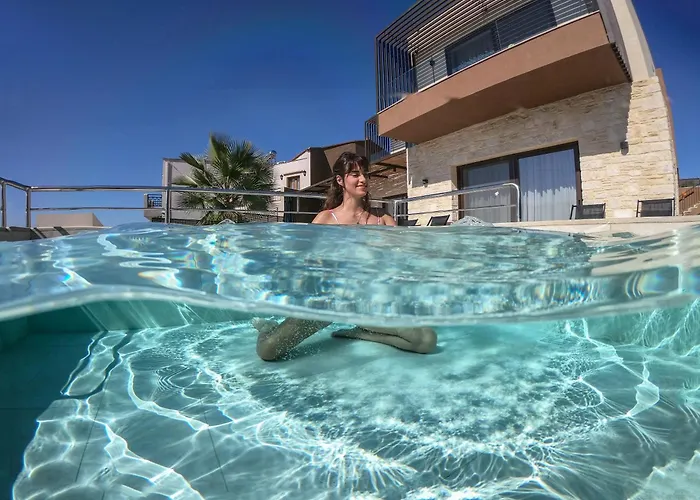 Villa Almi-cove Hilltop *