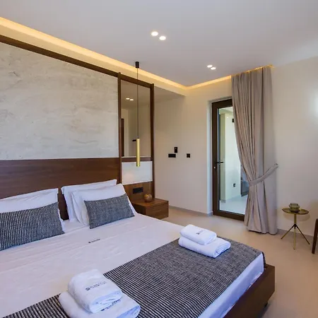Almi-cove Hilltop *