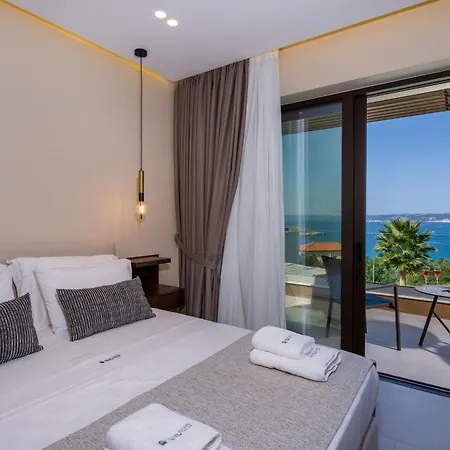 Almi-cove Hilltop *