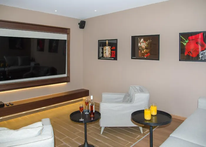 Almi-cove Hilltop Hanya