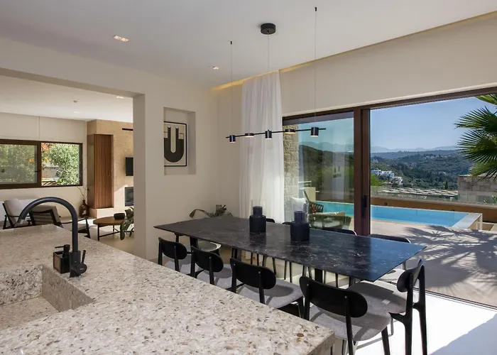 Almi-cove Hilltop Villa Hanya