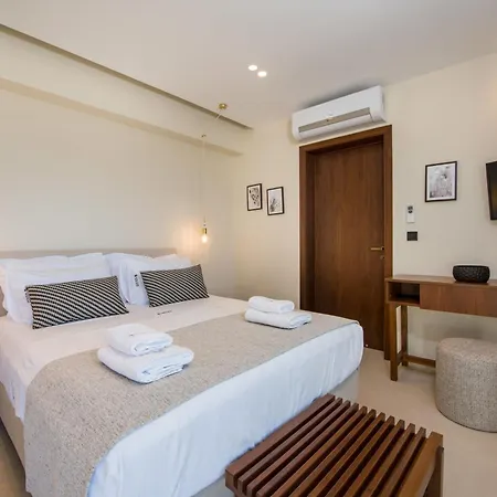 Almi-cove Hilltop Villa Chania (Crete)