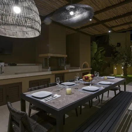 Almi-cove Hilltop Villa