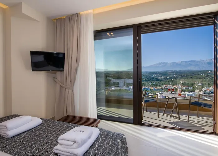 Willa Almi-cove Hilltop